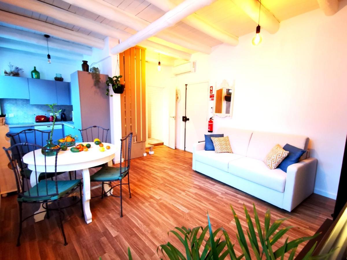 Charming Portuguese Style Apartment, For Rent "Vida A Portuguesa", "Amendoa Or Limao" Alojamento Local بورتيماو المظهر الخارجي الصورة