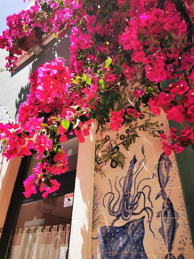 Charming Portuguese Style Apartment, For Rent "Vida A Portuguesa", "Amendoa Or Limao" Alojamento Local بورتيماو المظهر الخارجي الصورة